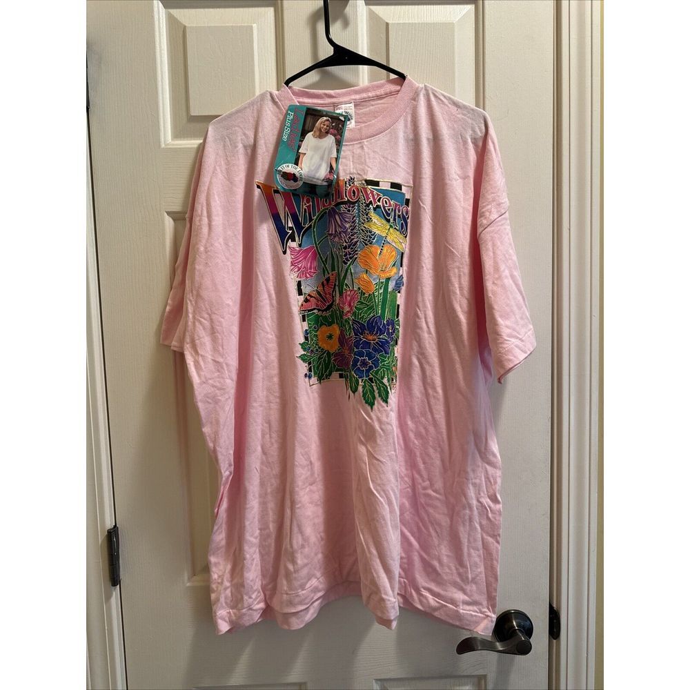 BRAND NEW Old Stock Fruit Of The Loom Ladies 3XL Wildflowers Tshirt NWT